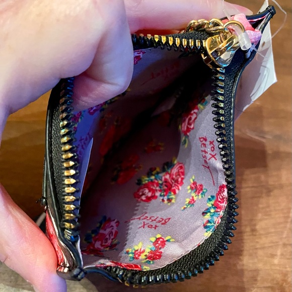 🌹Betsey Johnson card wallet with clip and Zipped Compartment🌹 NWT - Picture 4 of 6